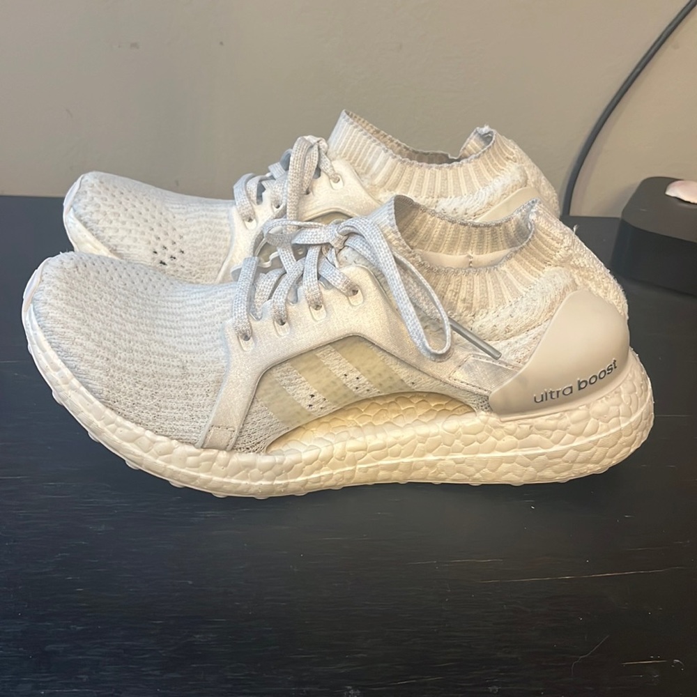 Women’s ultra boost shoes
